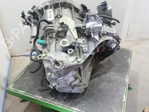 Used Gearbox NISSAN JUKE (F15) 1.5 dCi (110 hp) 23478342