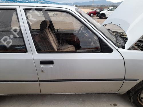 Used Right front door PEUGEOT 205 I (741A/C) 1.7 Diesel (60 hp) 31716906