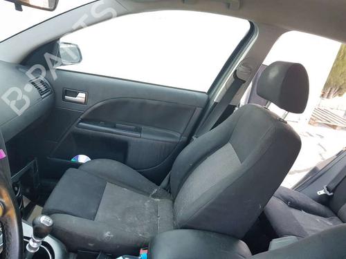 Used Right front seat FORD MONDEO III (B5Y) [2000-2007]  16370734