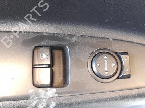 Used Left front window switch Left front window switch 37218101 37218101