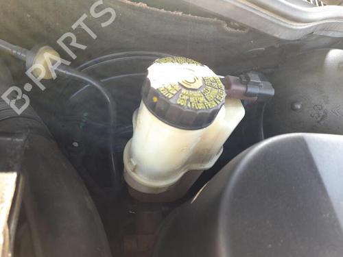 Used Brake master cylinder CITROËN C6 (TD_) 2.7 HDi (204 hp) 30166909