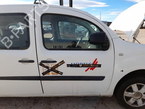 Używane Drzwi przednie prawe RENAULT KANGOO / GRAND KANGOO II (KW0/1_) 1.5 dCi 90 (KW05, KW08, KW0G, KW11) (90 hp) 29889649