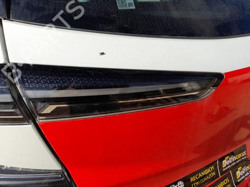 Used Left tailgate light RENAULT CAPTUR II (HF_) 1.0 TCe 90 ECO-G (HFM6) (91 hp) 30128609