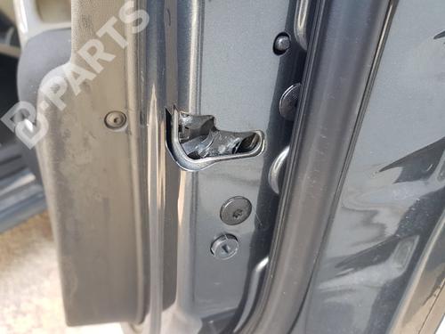 front-right-lock-citroen-c4-ii-nc_-16-bluehdi-100-2009-11109676 main image