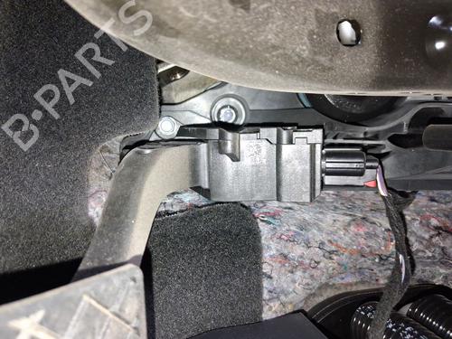 Used Pedal Pedal 37800271 37800271