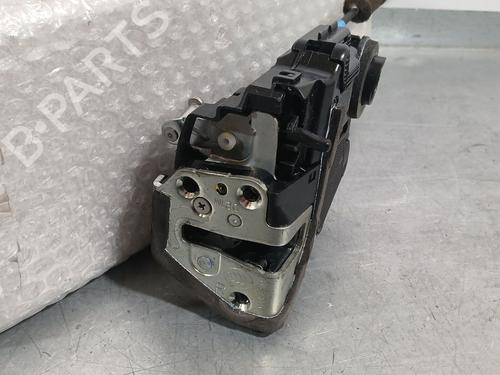 Used Rear right lock Rear right lock TOYOTA COROLLA Estate (_E21_) 1.8 Hybrid (ZWE211) (98 hp) 33622401 33622401