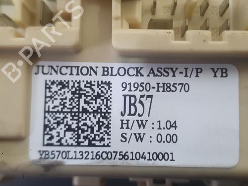 Fuse box KIA STONIC (YB) 1.0 T-GDi | BP37274415E1 - Image 3