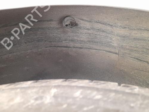 Hjulbue Hjulbue RENAULT CLIO V (B7_) 1.0 SCe 65 (B7MG) (67 hp) 37242442 37242442