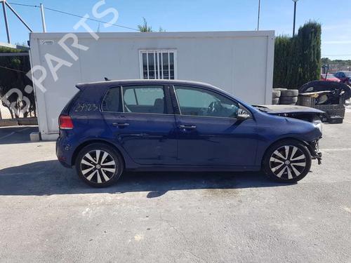 Instrument cluster VW GOLF VI (5K1) 2.0 TDI | BP17712811C47 