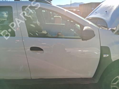 Used Right front door Right front door DACIA DUSTER (HM_) 1.0 TCe 100 (HMMT) (101 hp) 33963339 33963339