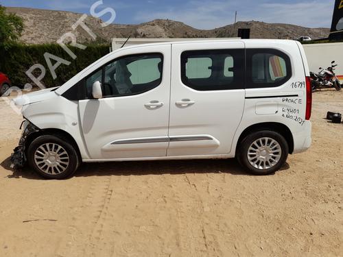 Brugte TOYOTA PROACE CITY VERSO MPV 1.5 D-4D 100 (BKYMD) (102 hp) 2784047