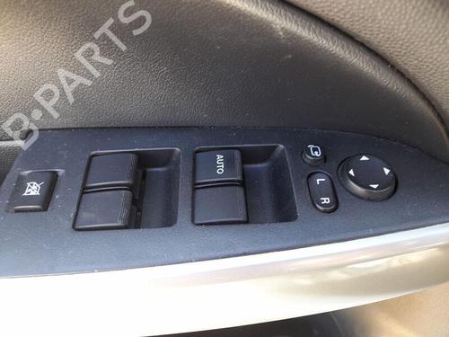 Used Left front window switch MAZDA 2 (DE_, DH_) 1.3 (DE3FS) (75 hp) 29038320