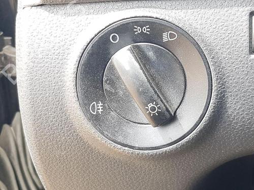 Used Headlight switch VW POLO (9N_, 9A_) 1.4 16V (75 hp) 25470198