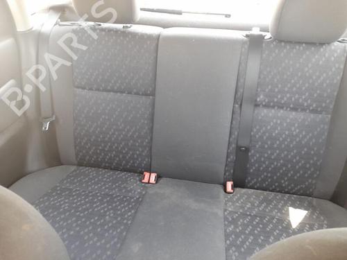 Siège arrière FORD FOCUS I (DAW, DBW) 1.6 16V (100 hp) 29527720
