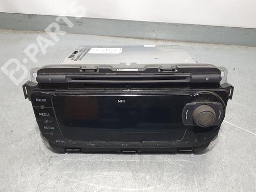 Used Radio SEAT IBIZA IV ST (6J8, 6P8) [2010-2016]  8890544