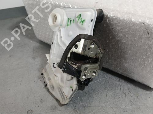 front-right-lock-toyota-aygo-_b4_-2014-36498381 main image