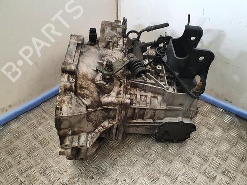 Gearbox HYUNDAI ELANTRA III Saloon (XD) 2.0 CRDi | BP686294M3 