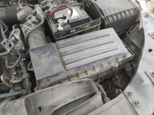 Used Air filter box VW GOLF VI (5K1) 1.6 TDI (105 hp) 24677029