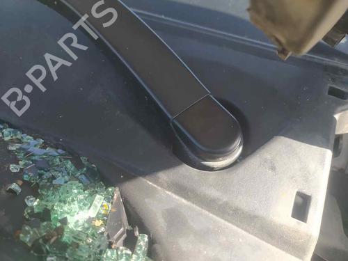 Used Front wiper motor TOYOTA HILUX VIII Pickup (_N1_) [2015-2025]  23424893
