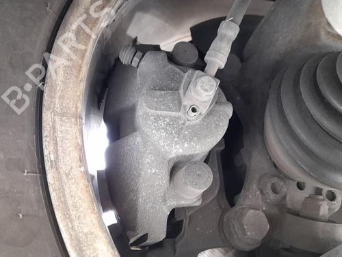 Used Right front brake caliper Right front brake caliper VW EOS (1F7, 1F8) 2.0 TDI (140 hp) 33831720 33831720