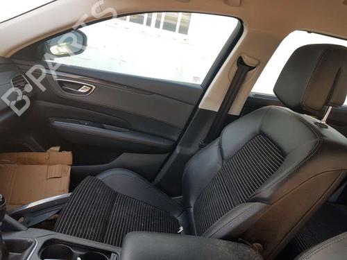 Used Right front seat RENAULT TALISMAN Grandtour (KP_) 1.6 dCi 130 (130 hp) 16938162