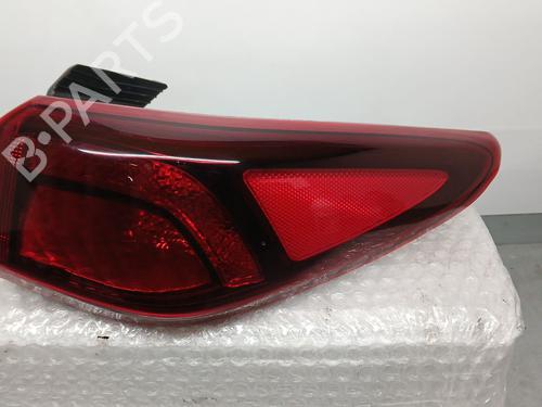 right-taillight-hyundai-kona-os-ose-osi-exterior-2017-2018-2019-2020-2021-2022-2023-20145374 main image