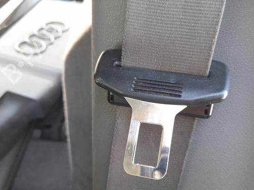 rear-left-seatbelt-audi-q5-8rb-2008-2009-2010-2011-2012-2013-2014-2015-2016-2017-2018-2019-36498008 main image
