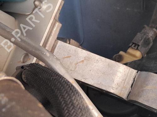 Used Front bumper reinforcement PEUGEOT 208 I (CA_, CC_) 1.0 VTi (68 hp) 27591373