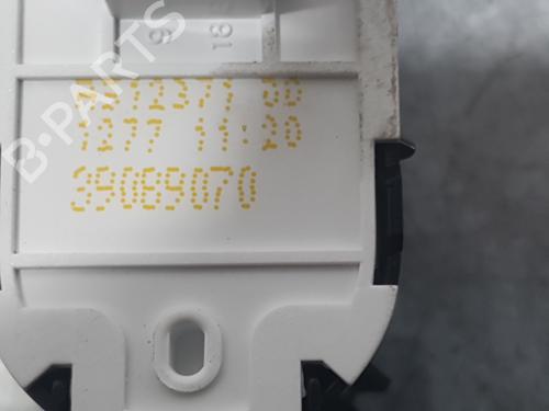 Left front window switch OPEL CORSA F (P2JO) 1.2 (68) | BP33321497I27  - Image 5