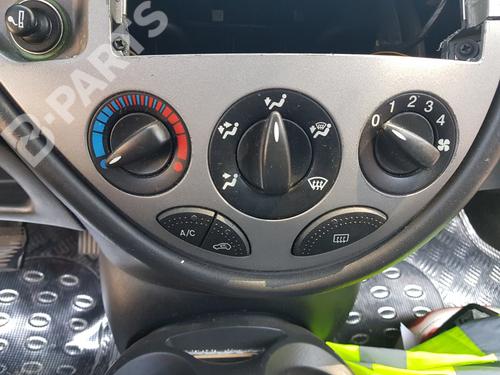 climate-control-ford-focus-i-daw-dbw-16-16v-1998-1999-2000-2001-2002-2003-2004-2005-2006-2007-2008-2009-10361773 main image