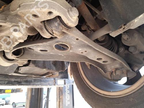Querlenker links vorne für SKODA OCTAVIA II (1Z3) 1.6 TDI (105 hp) 26582671