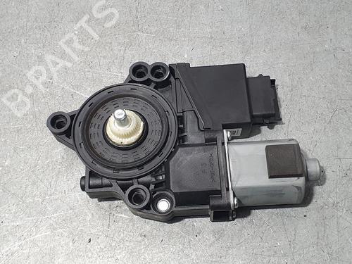 Used Right rear window motor HYUNDAI i30 (GD) [2011-2025]  11839122