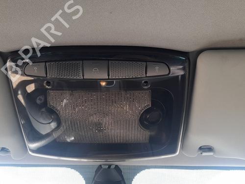 Used Interior roof light Interior roof light LANCIA THESIS (841_) 2.4 JTD (841AXD1B02) (150 hp) 33626089 33626089