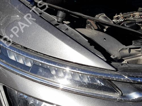 Used Right daytime light Right daytime light CITROËN C4 SPACETOURER (3D_) 1.5 BlueHDi 130 (131 hp) 33467919 33467919