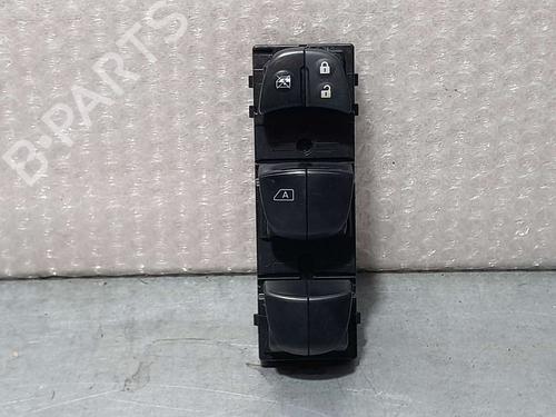 Used Left front window switch NISSAN PULSAR Hatchback (C13) [2014-2025]  17824464