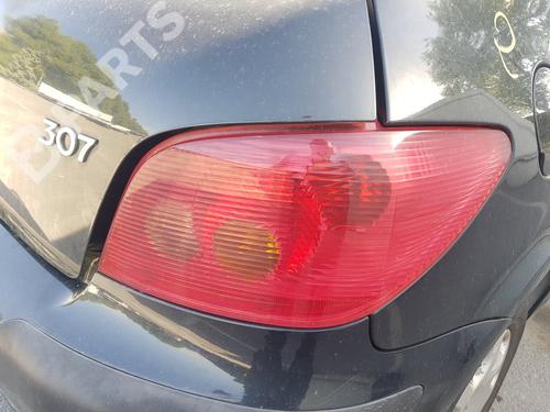 right-taillight-peugeot-307-3ac-2000-2001-2002-2003-2004-2005-2006-2007-2008-2009-2010-2011-2012-10726250 main image