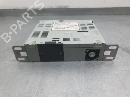 Used Radio Radio RENAULT MEGANE IV Hatchback (B9A/M/N_) 1.2 TCe 130 (B9MR) (130 hp) 35987092 35987092