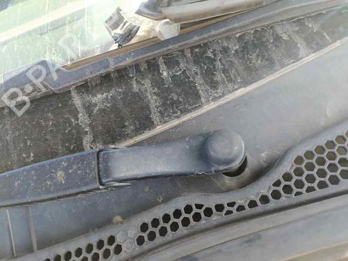 Used Front wiper motor PEUGEOT 208 I (CA_, CC_) [2012-2020]  23131935
