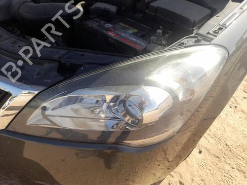 Used Left headlight KIA CEE'D Hatchback (ED) 1.6 CRDi 90 (90 hp) 27156177