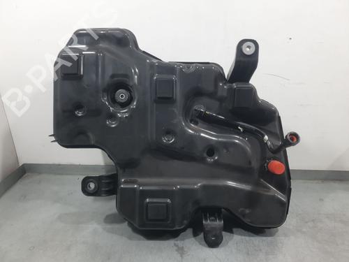 Used AdBlue tank AdBlue tank BMW 1 (F40) 116 d (116 hp) 33434411 33434411