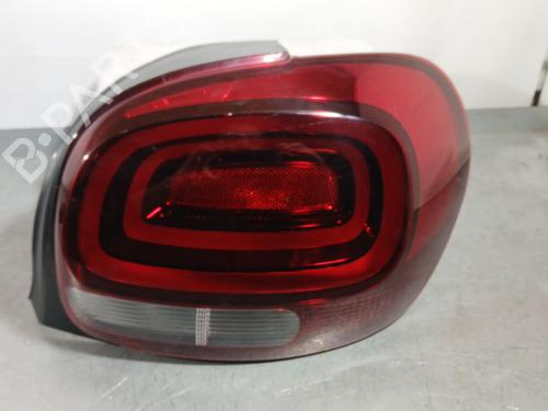 Used Right taillight Right taillight CITROËN C3 III (SX) 1.5 BlueHDi 100 (SXYHYP, SXYHTU) (102 hp) 33403507 33403507