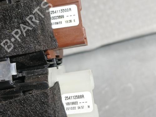 Left front window switch DACIA SANDERO III 1.0 TCe 90 | BP38347950I27 - Image 4