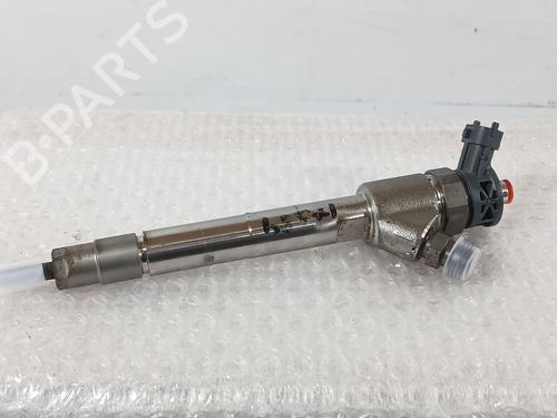 Inyector Inyector PEUGEOT 3008 II SUV (MC_, MR_, MJ_, M4_) 1.5 BlueHDi 130 (131 hp) 36116328 36116328