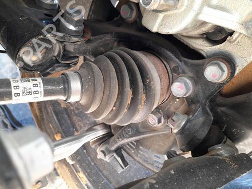 Used Left front driveshaft TOYOTA YARIS CROSS (MXP_) 1.5 Hybrid (MXPJ10) (92 hp) 30001183