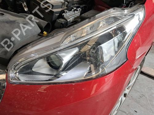 Used Left headlight Left headlight PEUGEOT 208 I (CA_, CC_) 1.2 PureTech 82 (82 hp) 39564183 39564183