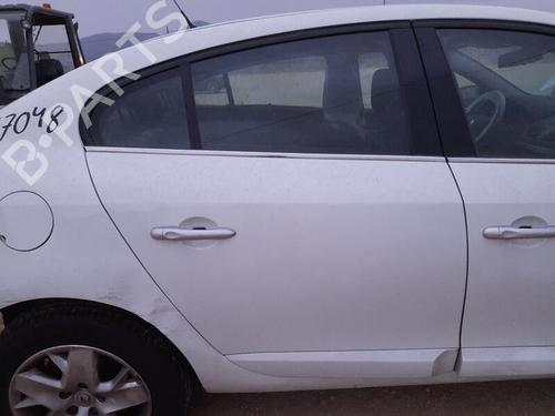 Used Right rear door RENAULT FLUENCE (L3_) 1.5 dCi (L30B) (106 hp) 28188457