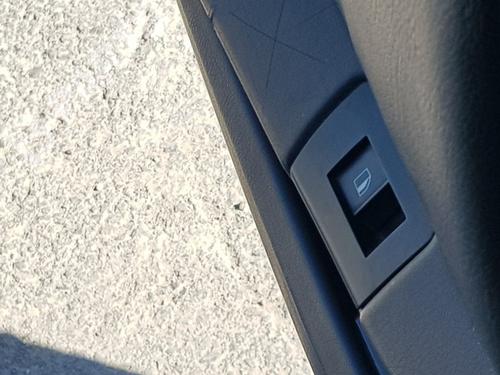 left-rear-window-switch-bmw-x5-e53-30-d-2000-2001-2002-2003-2004-2005-2006-10037864 main image