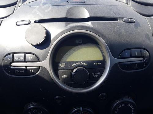 Used Radio MAZDA 2 (DE_, DH_) 1.5 (DE5FS) (103 hp) 29401172