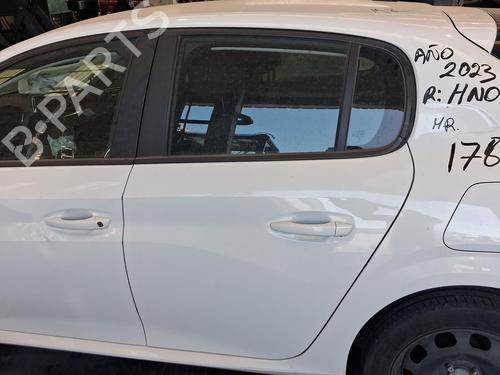 Used Left front door Left front door 37473522 37473522