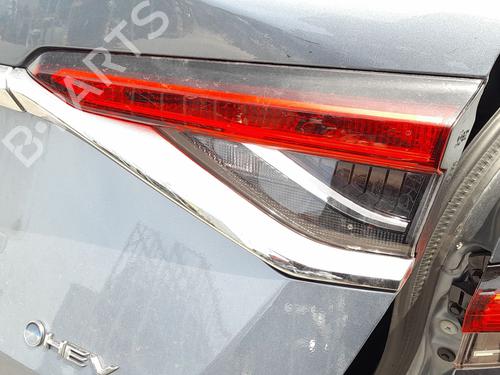 Højre baglygte bagklap Højre baglygte bagklap TOYOTA COROLLA Saloon (_E21_) 1.8 VVTi Hybrid (ZWE211, MZEA12) (98 hp) 36498455 36498455